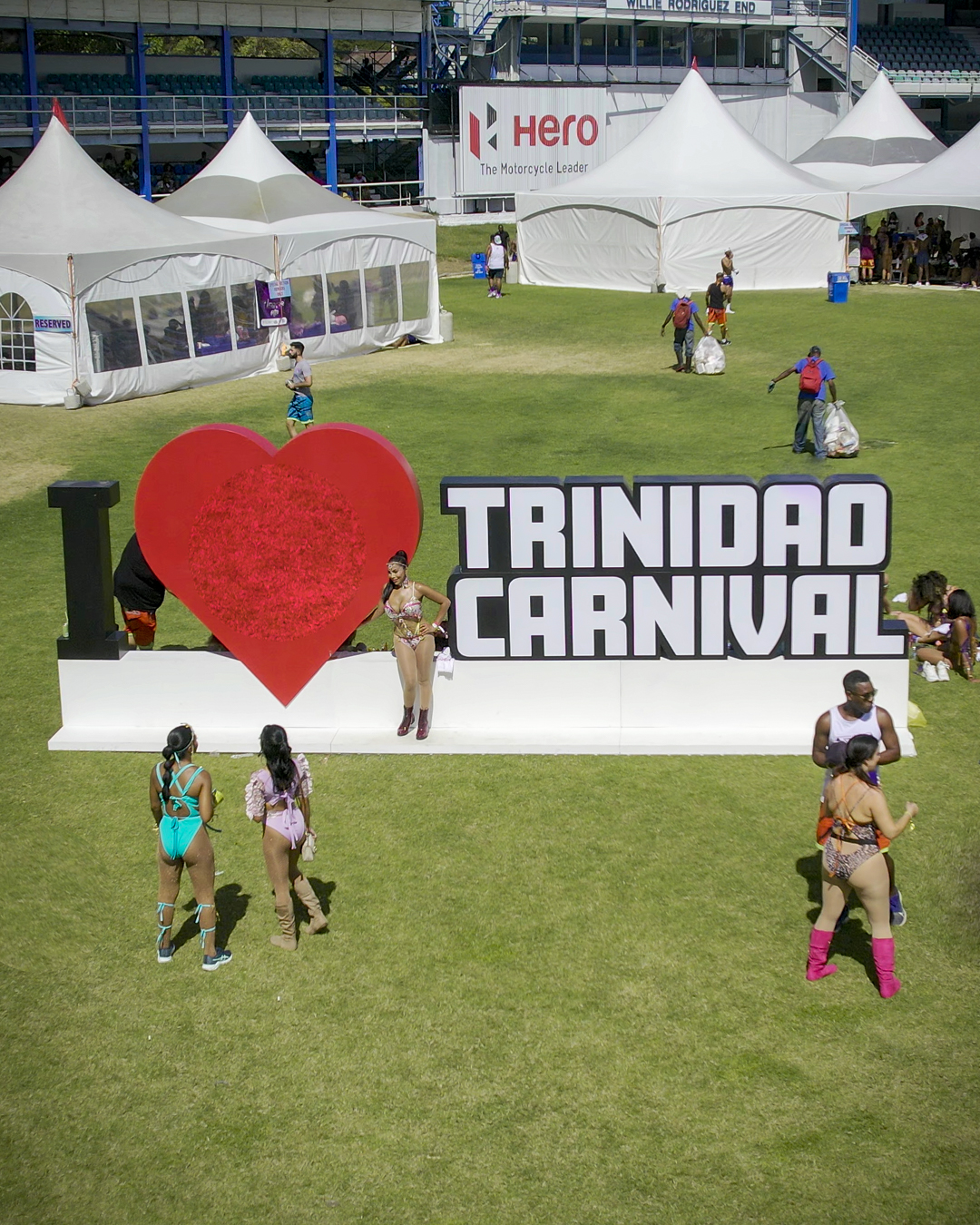 Play Trinidad Carnival